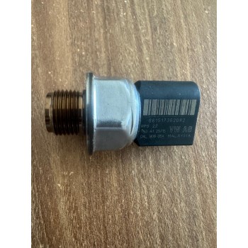 Audi Mazot Rail Müşürü 04L906054