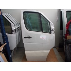 Mercedes Sprinter Sağ Ön Kapı